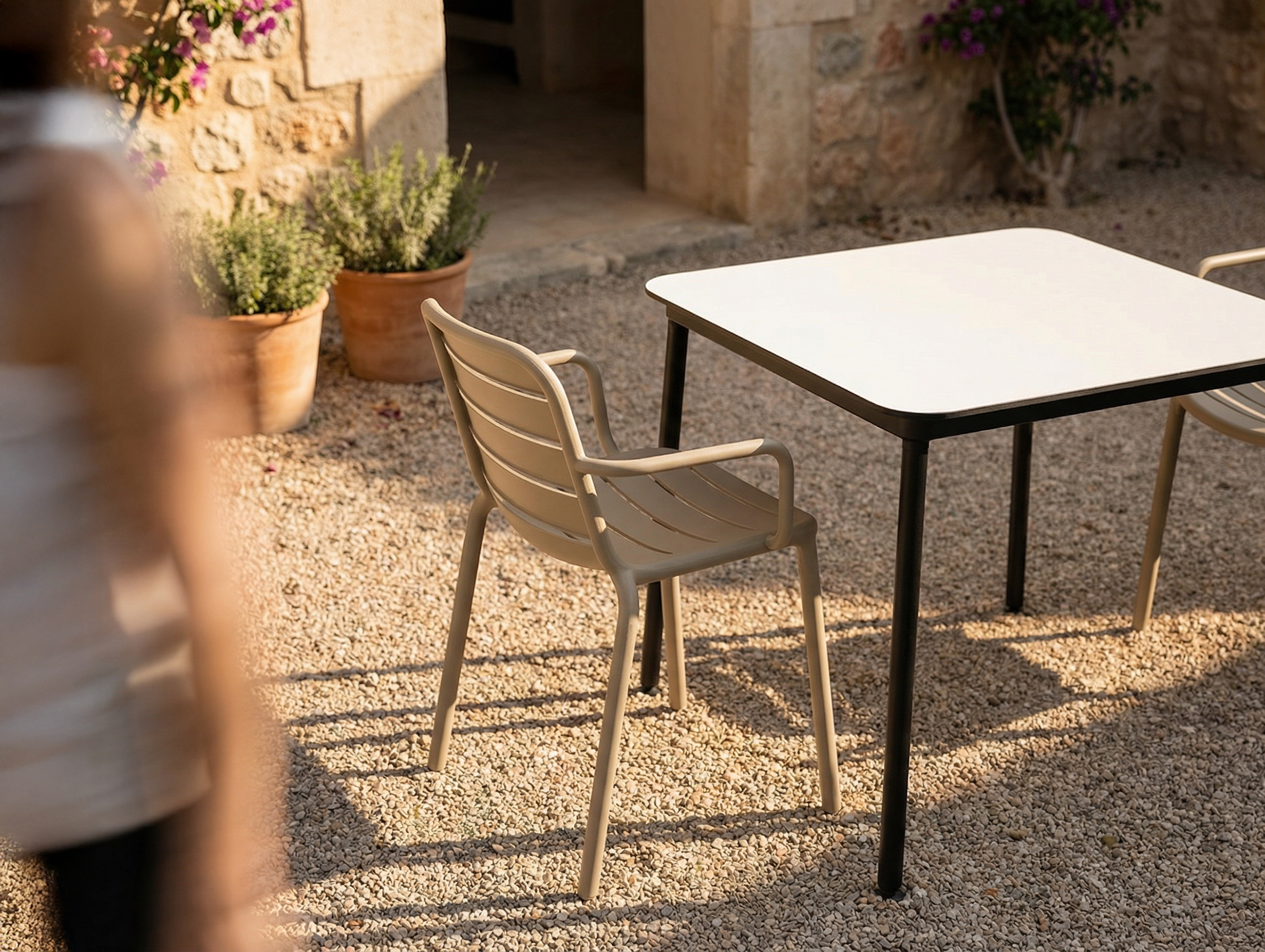 Silla Con Brazos Gina